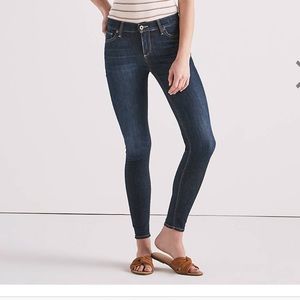 Women’s size 6 lucky brand straight jean
